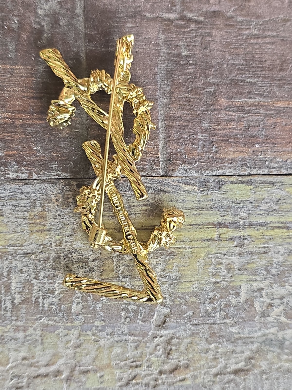 YSL Yes Saint Laurent Paris Vintage Brooch Pin Gold Tone BEAUTIFUL
