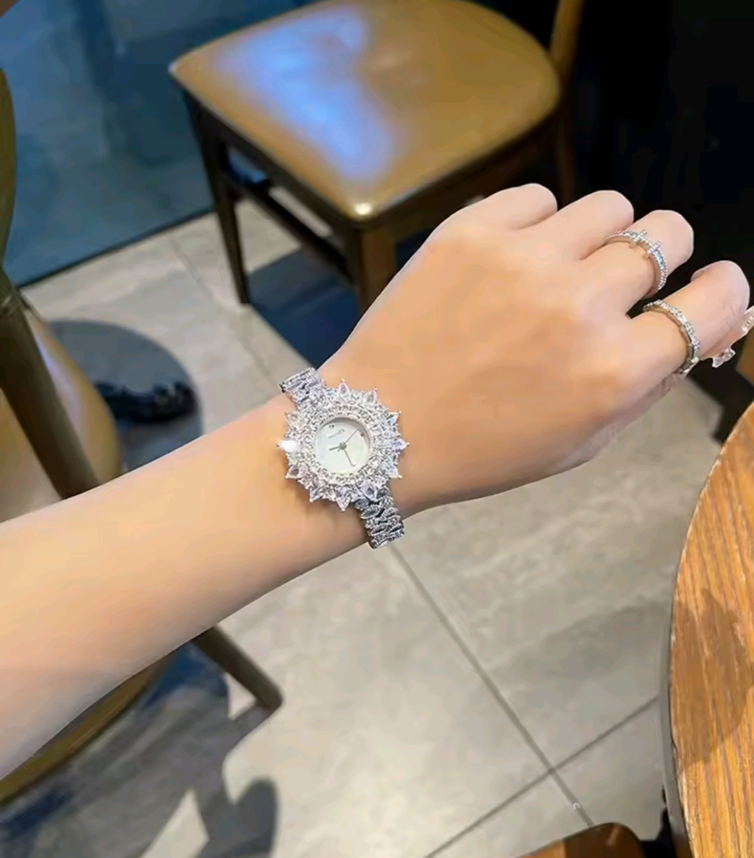 Beautiful Elegant Full Zircon White Luxury Watch for Women Bling Bling