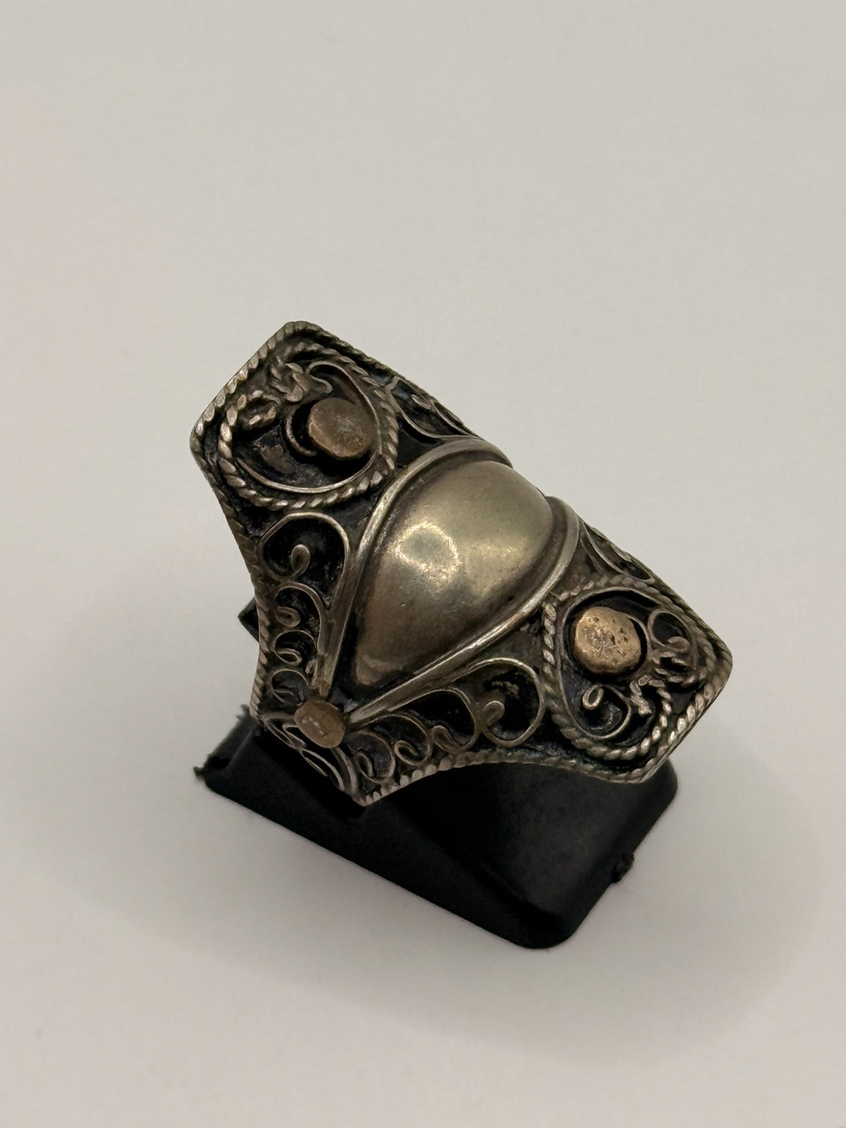 Moroccan Berber Tribal Statement Ring engraving Inlay Large Ethnic VTG Jewelry