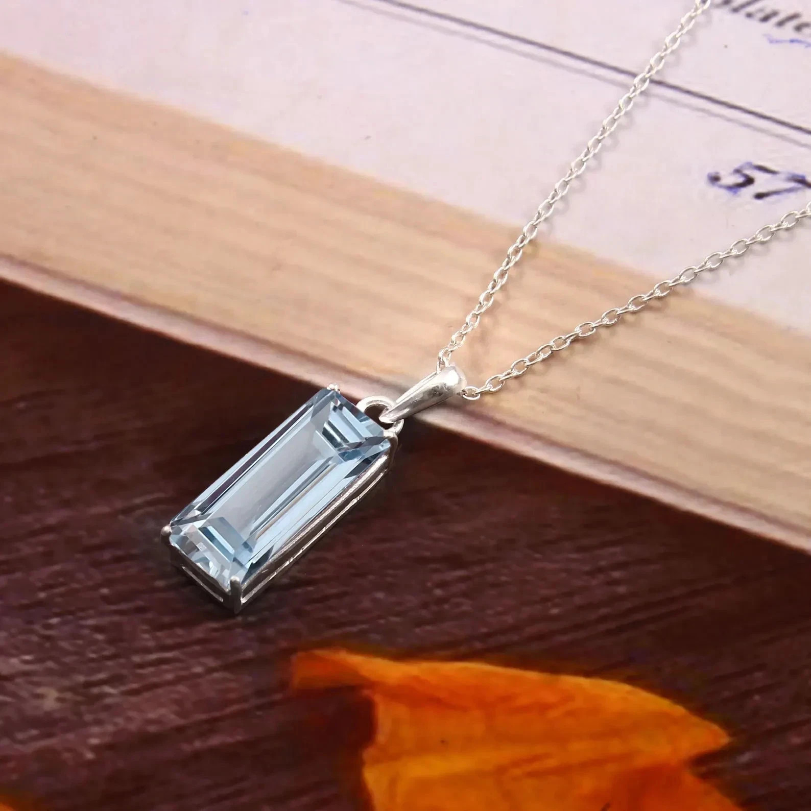 Natural Certified 20 Ct Santa Maria Blue Aquamarine Pendant -In 925 Solid Silver