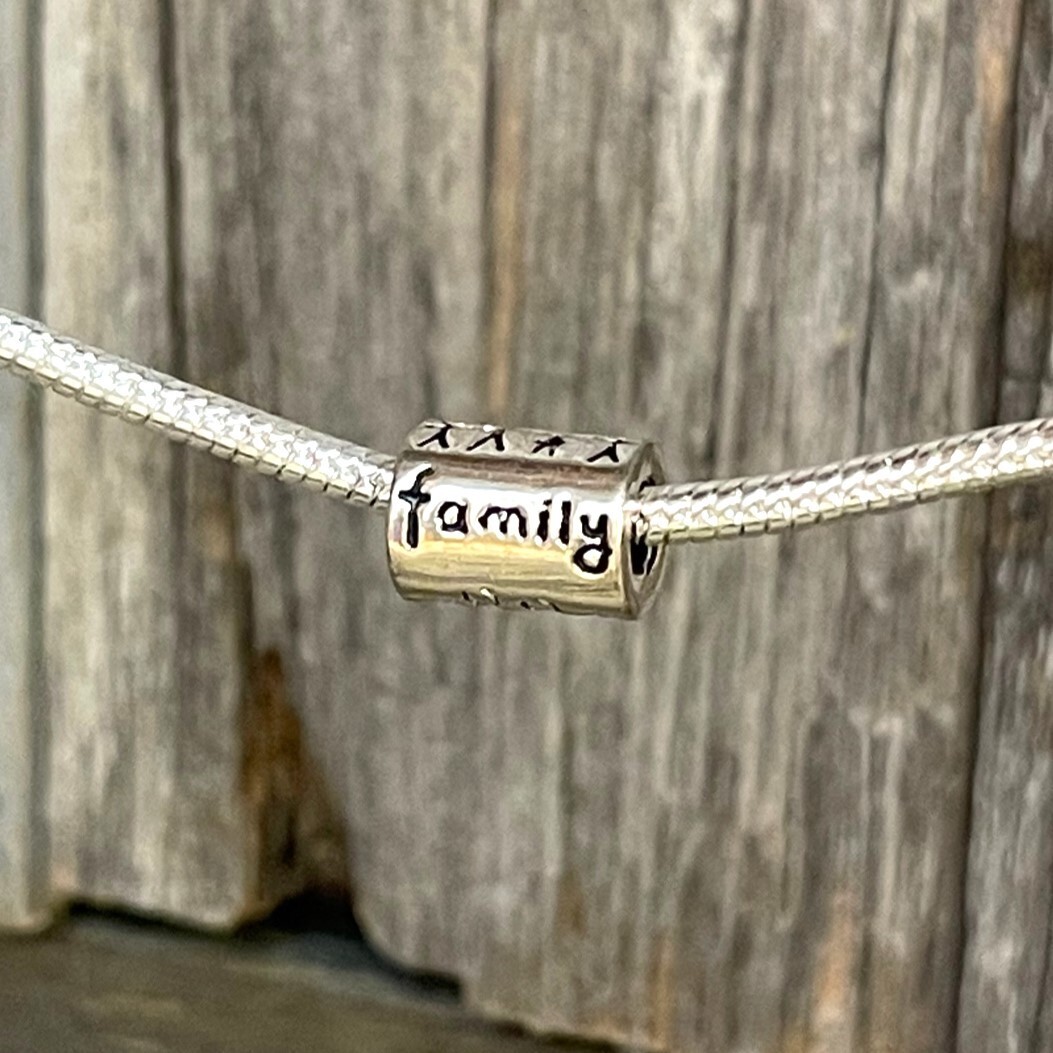 Family Barrel Heart Love Girl Woman Mom Dad Silver European Charm Bead