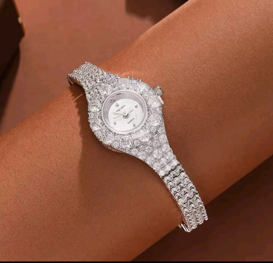 Beautiful Elegant Full Zircon White Luxury Watch for Women Bling Bling