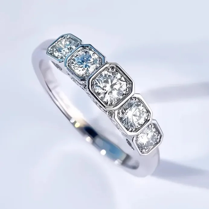 Modern Women’s Silver Geometric Cubic Zirconia Wedding Band Ring
