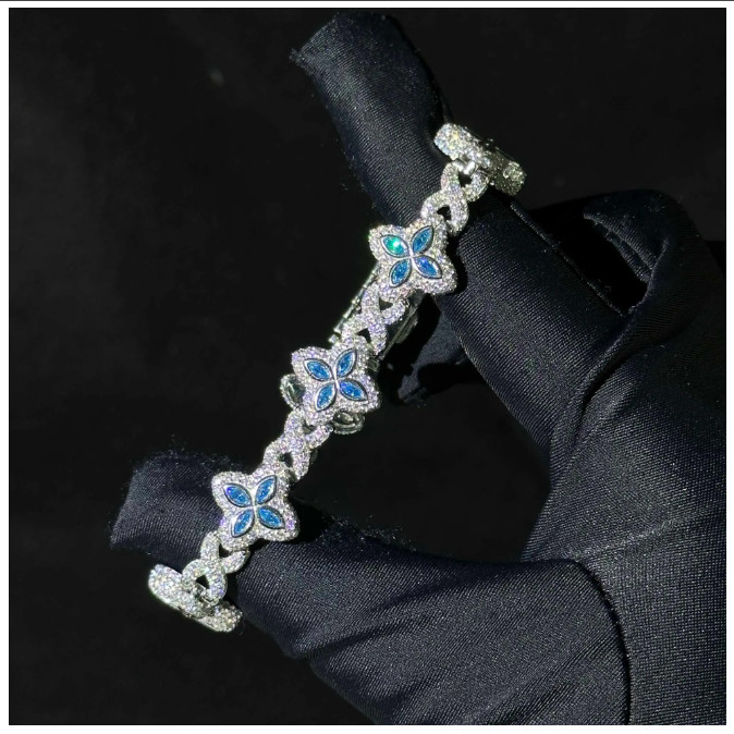 Hip Hop Flower Cuban Vvs Moissanite Iced Out Bracelets