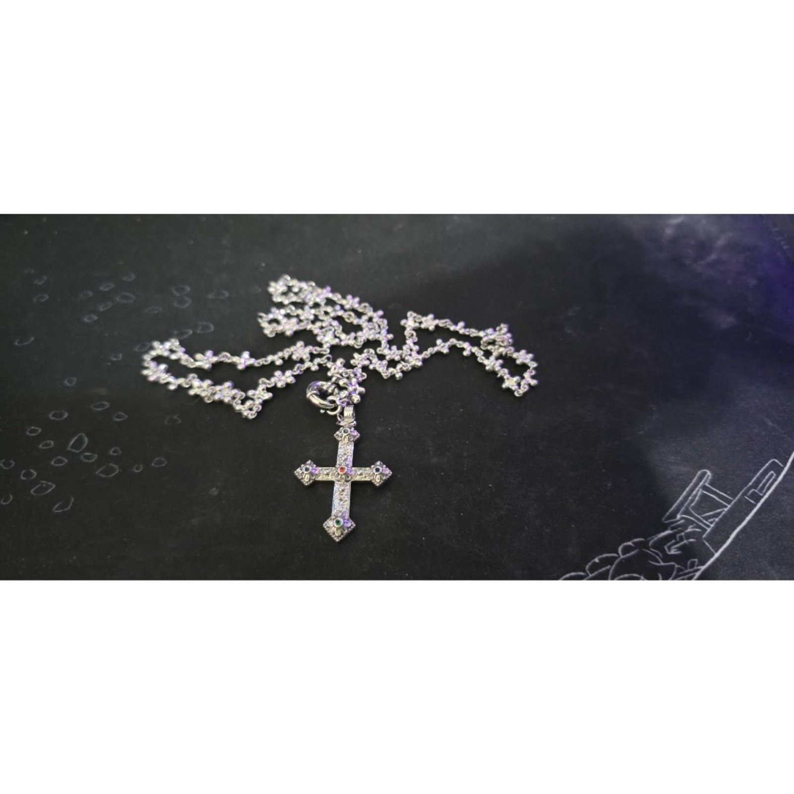 Ornate Vintage Gothic Cross Pendant Necklace Multicolored Stones 25″ Link Chain