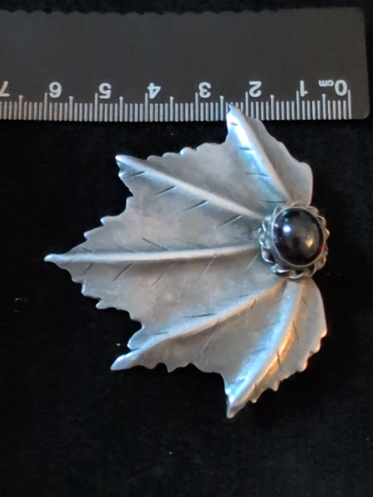 Heavy Canadian Maple Leaf Brooch Appx 5ct Pigeon Blood Rhodolite Garnet Cabochon