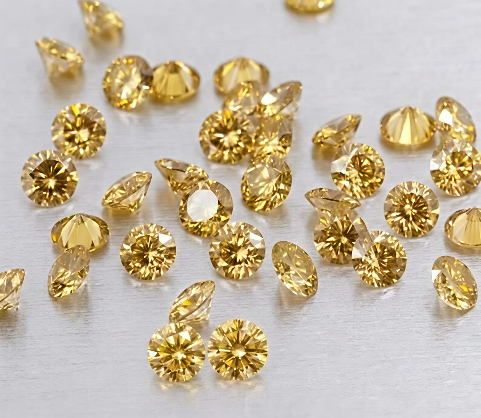 10 Pcs Lot Round Cut Fancy Yellow Color VVS1 Clarity Diamond 3×3 MM Gemstone+ Gi