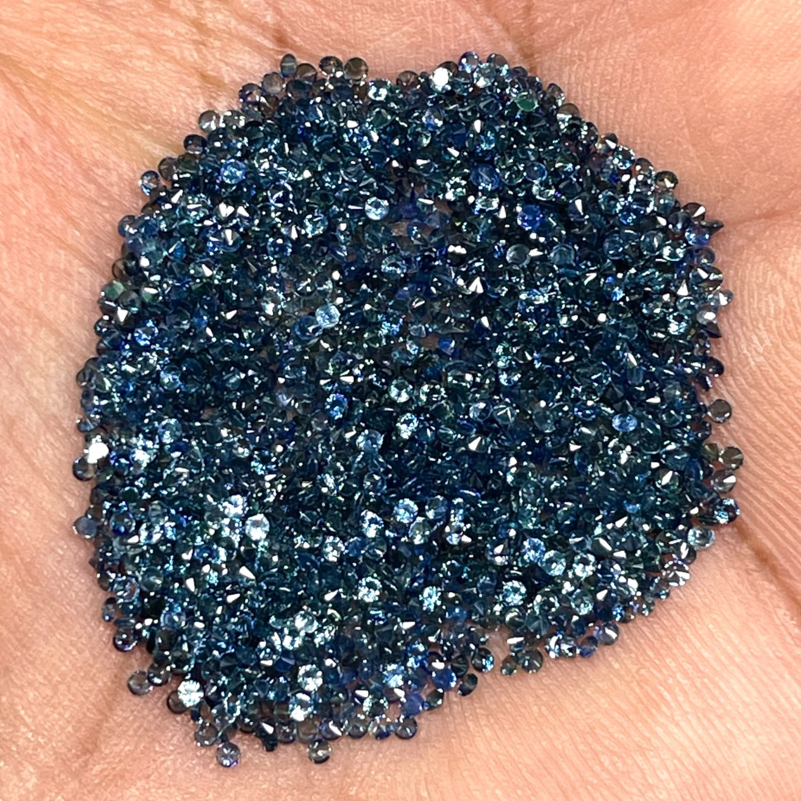 VVS 50 Pcs Natural Ceylon Blue Sapphire 1.4mm Round Diamond Cut Loose Gemstones
