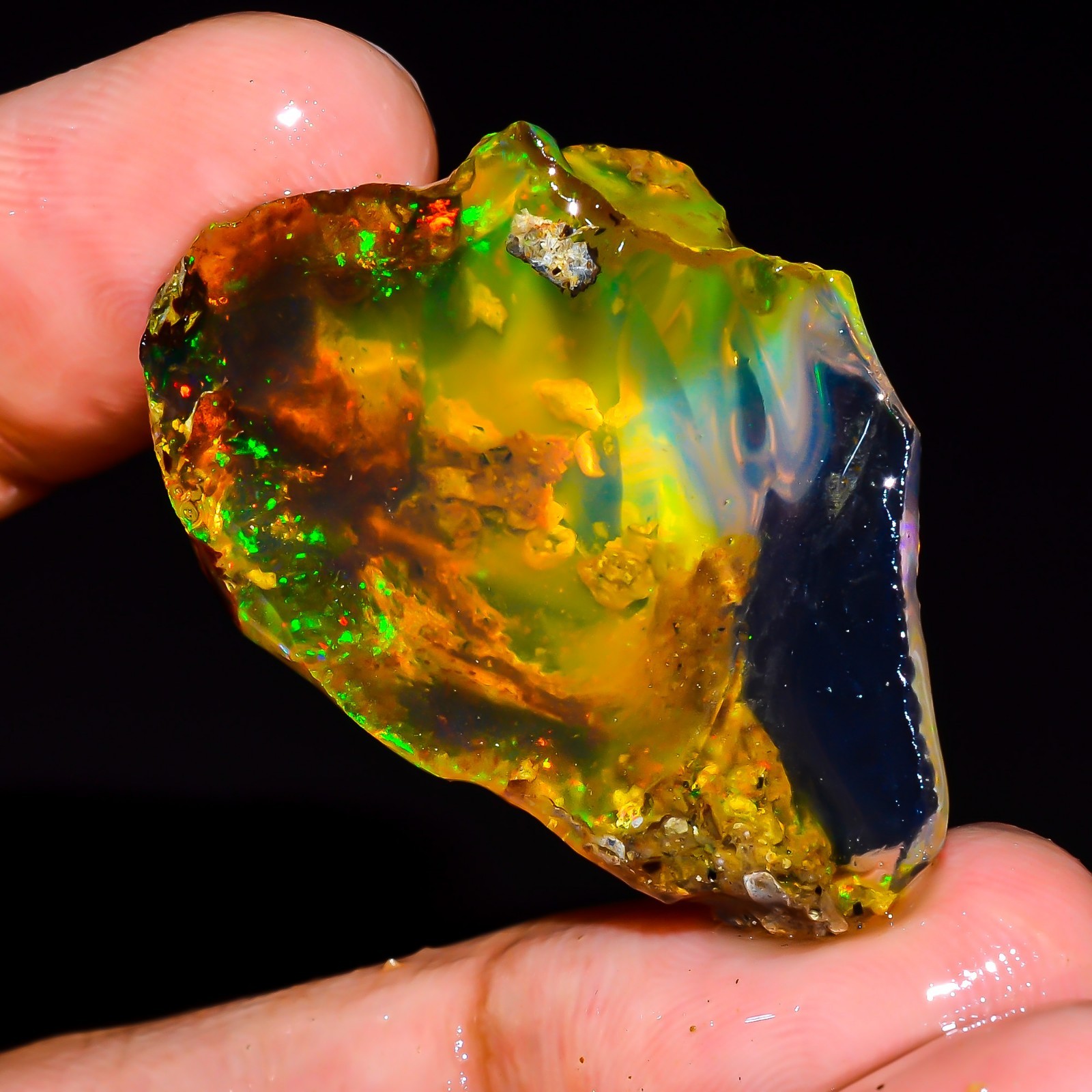 37 Ct Fire Opal Ethiopian Natural Oil Rough Gemstone For Jewelry 34x23x13 mm