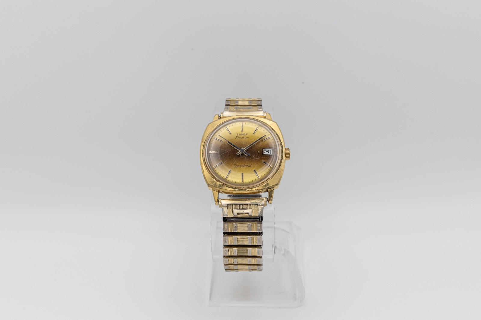 Vintage Timex Electric Dynabeat Gold Tone Watch Great Britain – Running