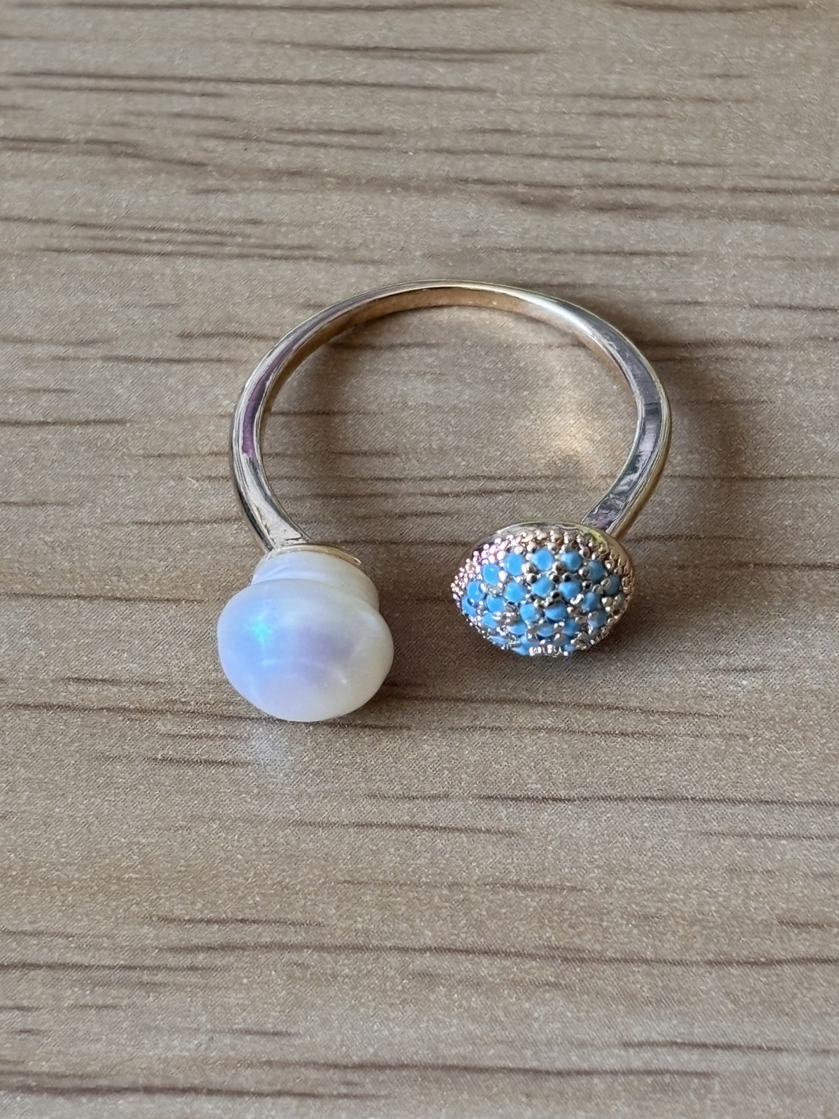 Round Fire Blue Faux Topaz Faux Pearl Gold Ring Adjustable Size