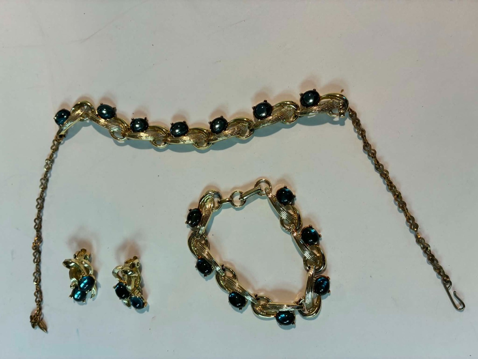 Vintage B&F 5th Ave Parure Set Blue Foil-Backed Cabochon Textured Gold