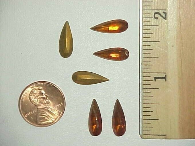 24 VINTAGE GLASS MADEIRA TOPAZ 15x6mm. PEAR GEMS L910