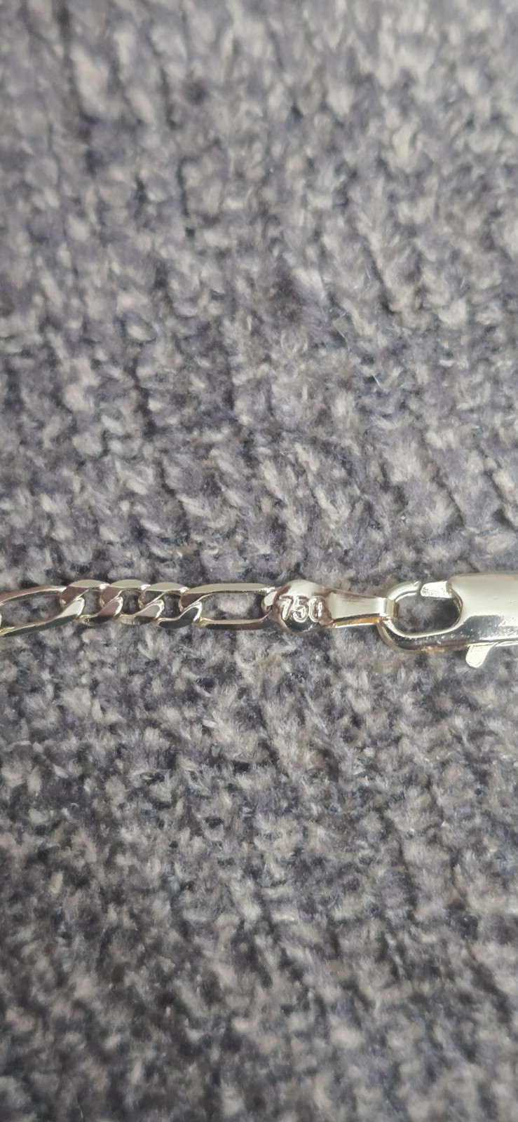 Italian 18K Yellow Gold Figaro Chain Necklace w/ Lobster Clasp 18in 2.5mm Wide