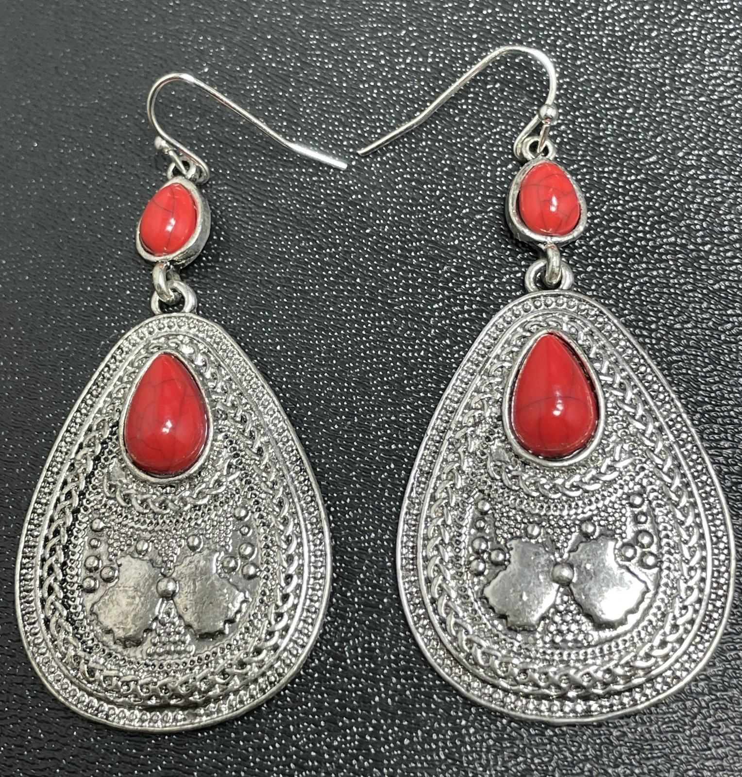 Vintage 2.5” Bohemian Faux Red Turquoise Dangle Earrings