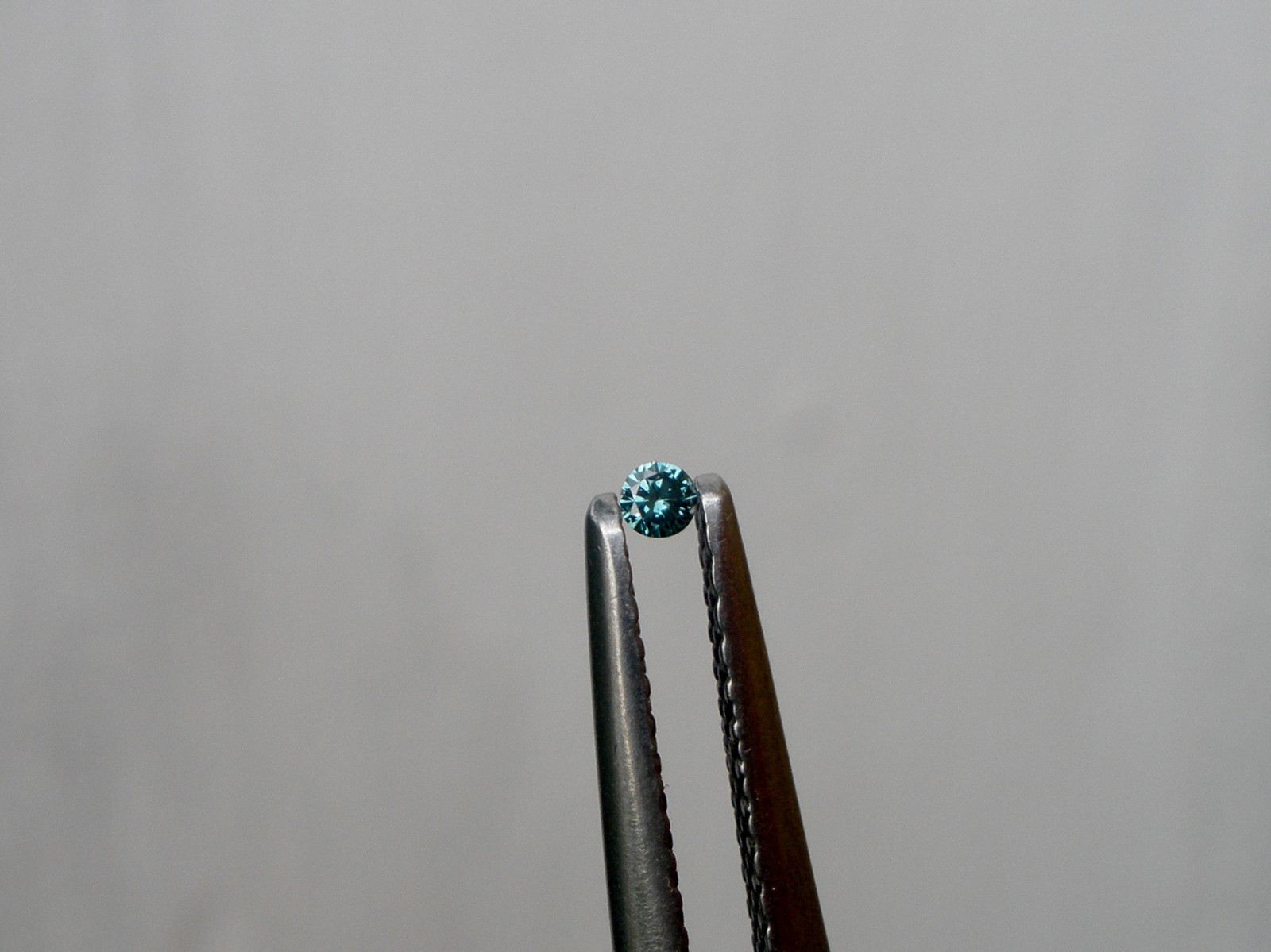 1mm Blue natural diamond loose faceted round for Jewelry and Crafts