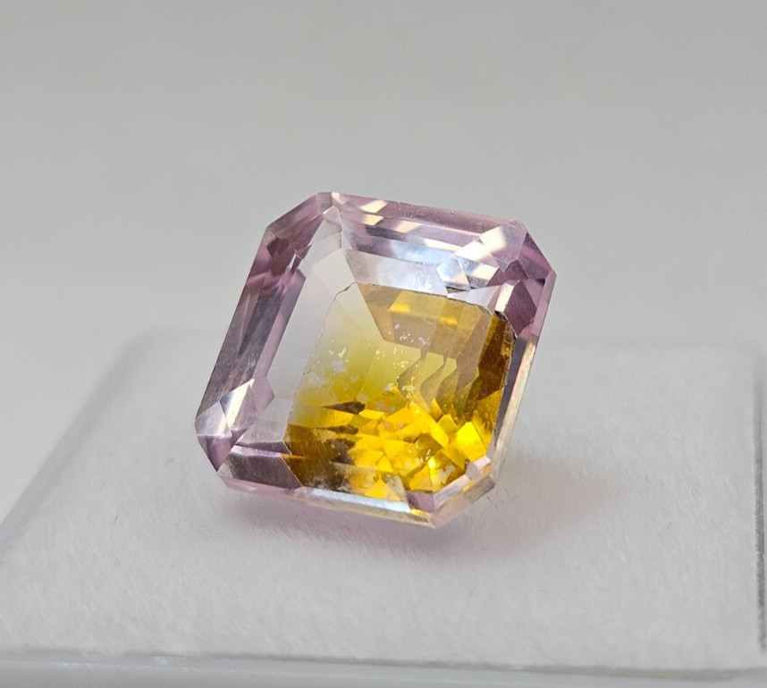 Pitambari Sapphire 10+ Ct Asscher Cut Bi-Colour Natural Certified Loose Gemstone
