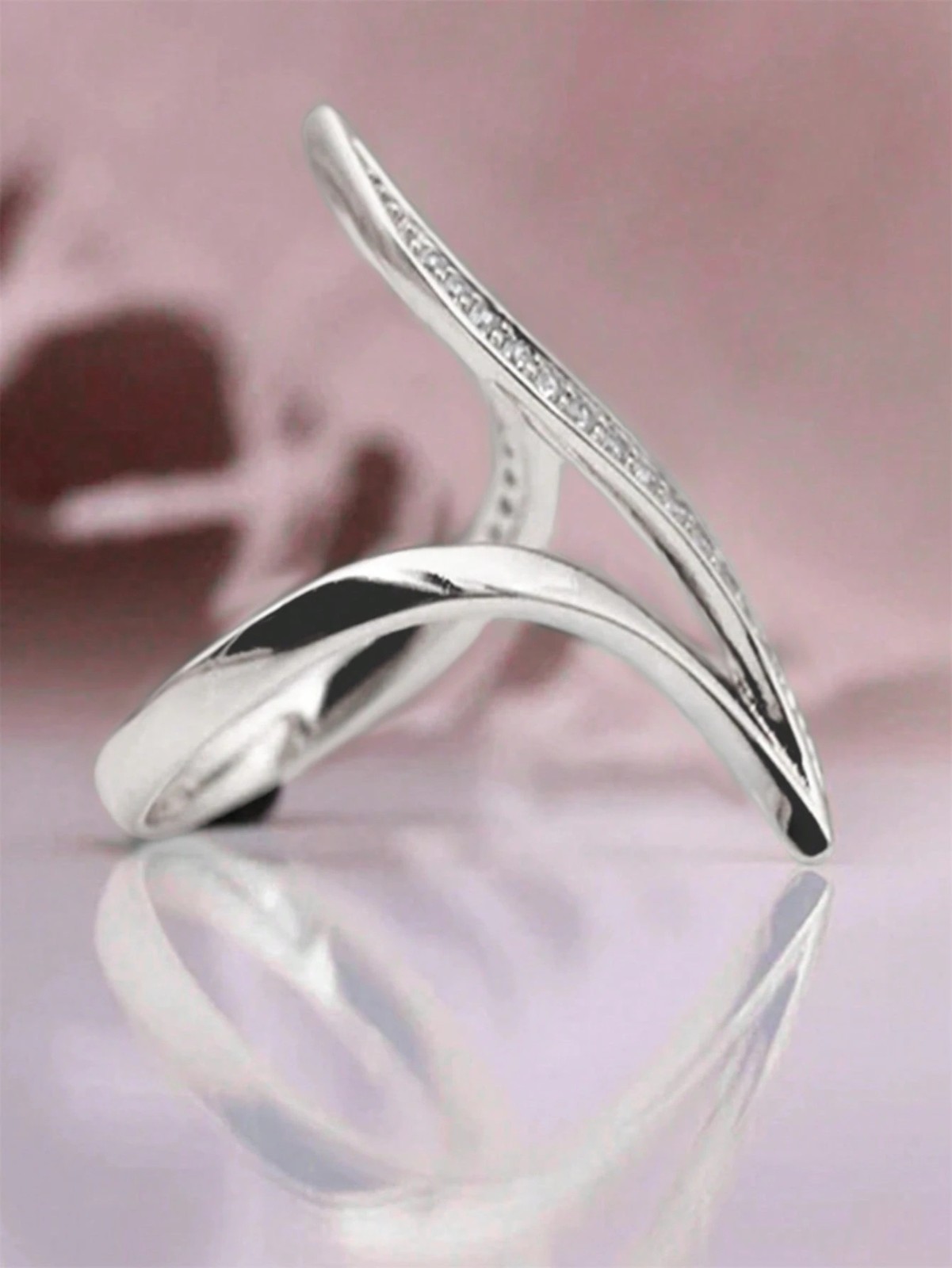 Elegant Cubic Zirconia Ring Curve Twist Women’s Party Engagement Ring Gift Her