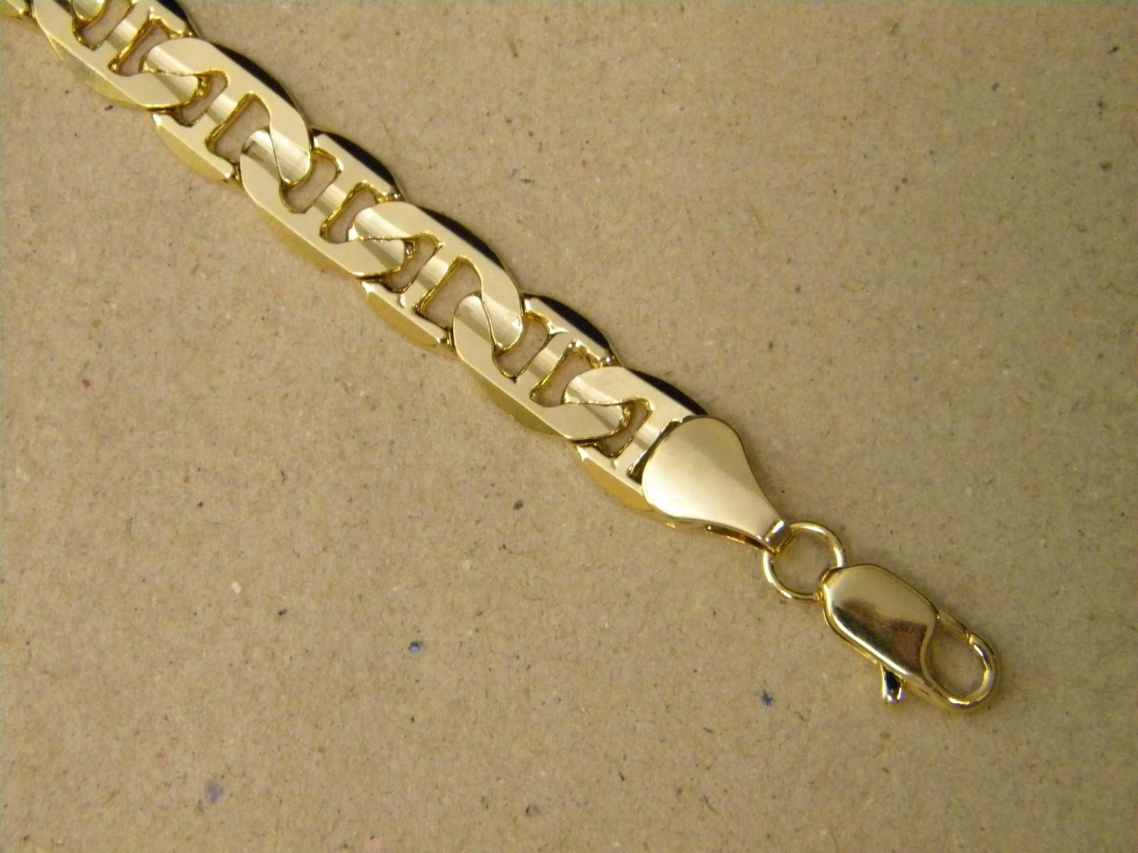 Men’s Lady’s 8in inch Long Mariner Link Yellow Gold Plated Bracelet 10mm Wide