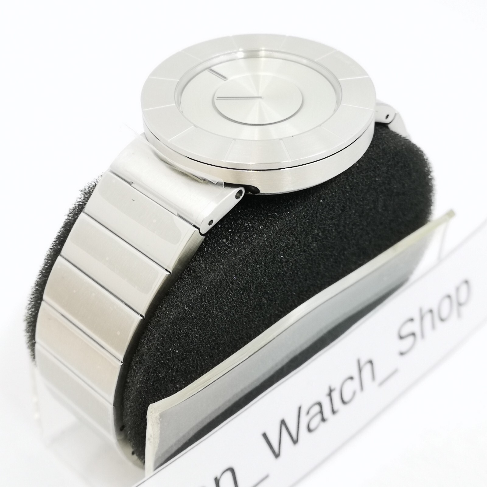 ISSEY MIYAKE TO Tio Yoshioka Tokujin design NY0N001 Silver Men Watch New in Box