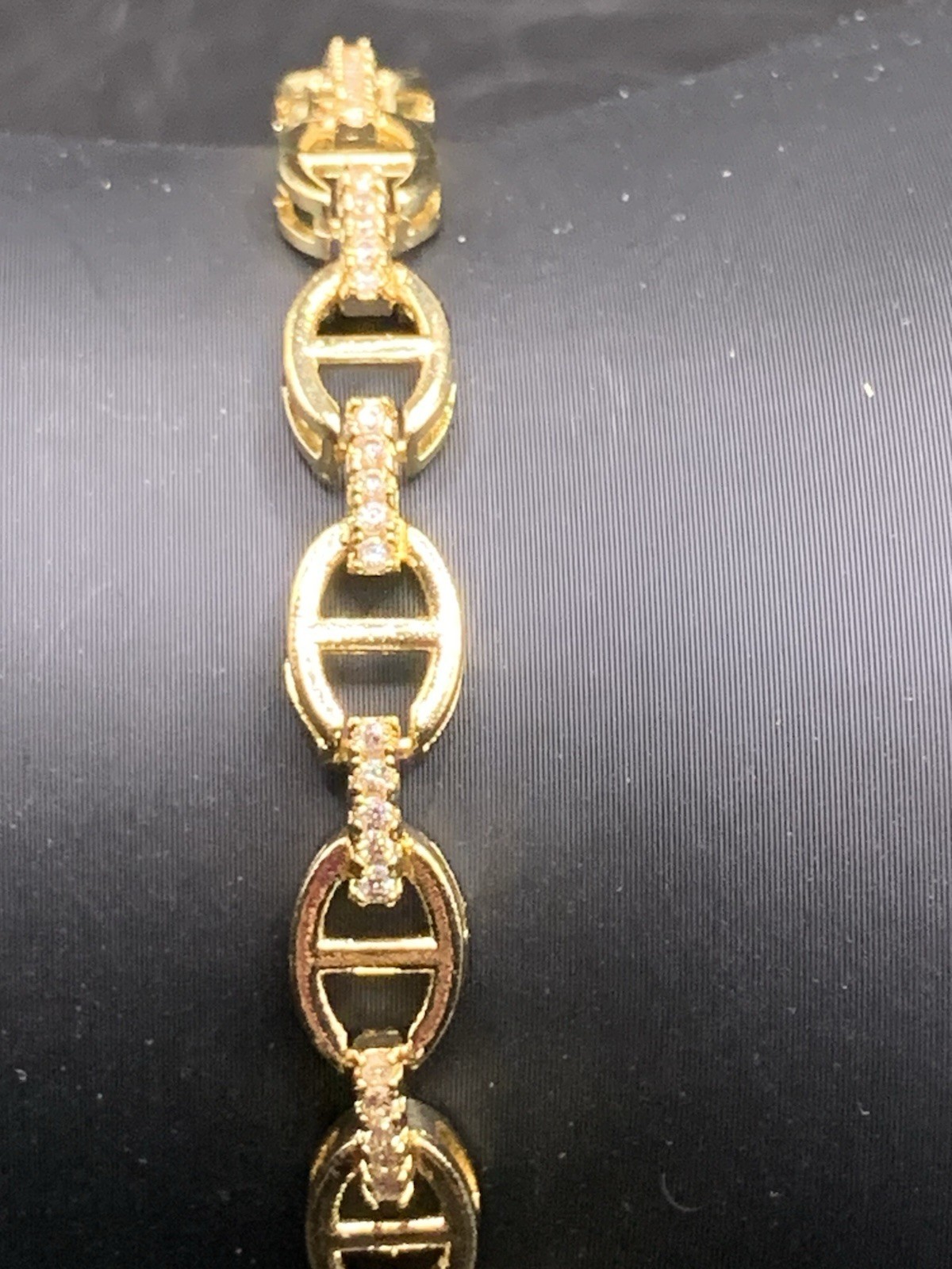 14k Yellow Gold Filled Sparkle G Puff 7” Bracelet