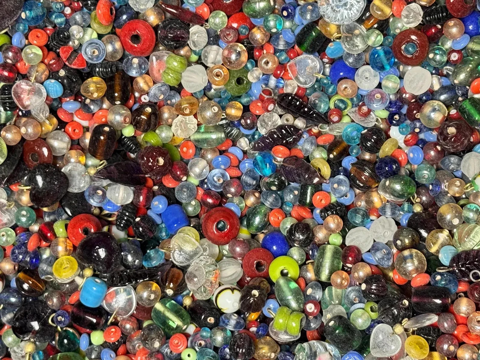 EVERYTHING Mix 2 lb. Vintage India Glass Beads Lot Crafts Jewelry Bulk Estate
