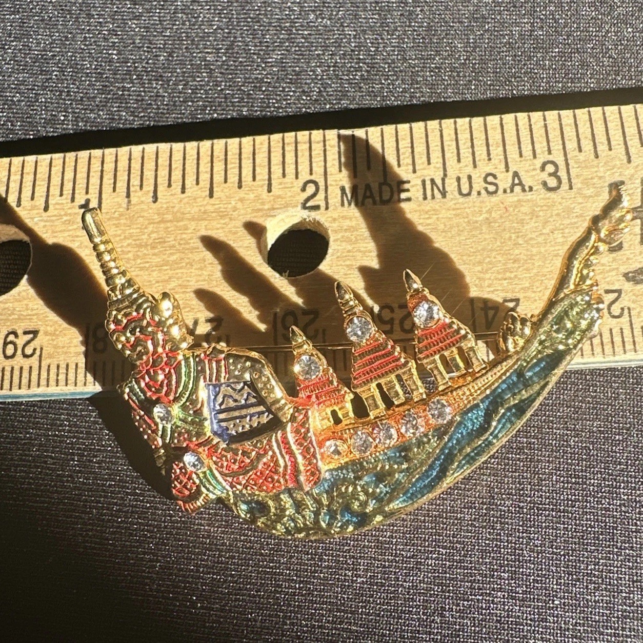 Brooch Pin Siam Gondola Thai Gold Rhinestones Enameled Vintage 2.5″