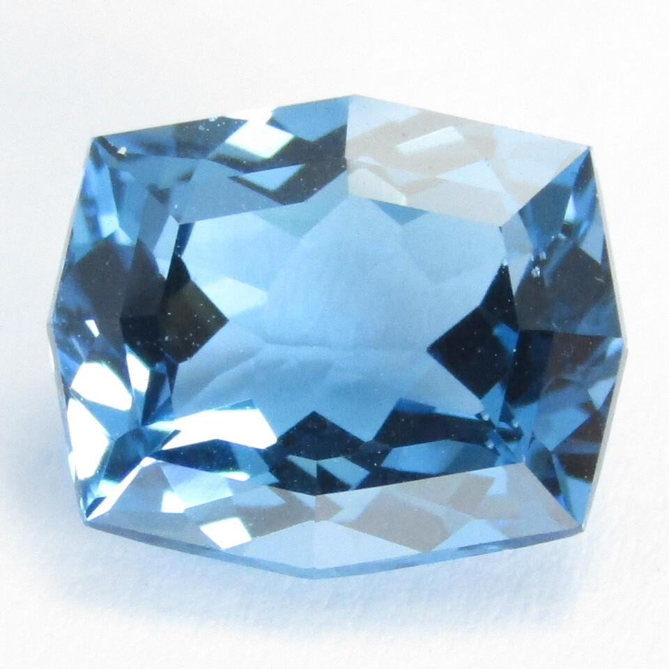6.20Cts Beautiful Natural Swiss Blue Topaz 12x10mm Cushion Custom Cut Gemstone