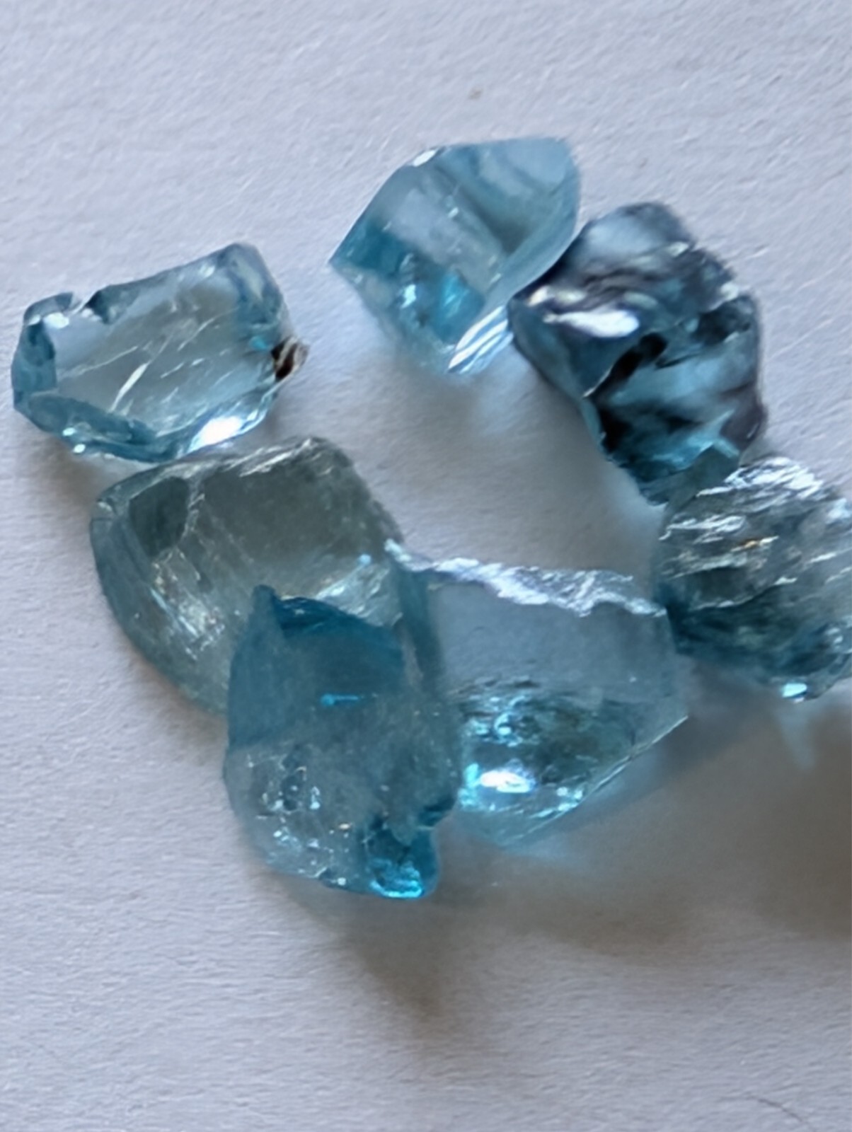 USA seller 15.75 cts Eye clean Blue Zircon facet rough gemstone specimen