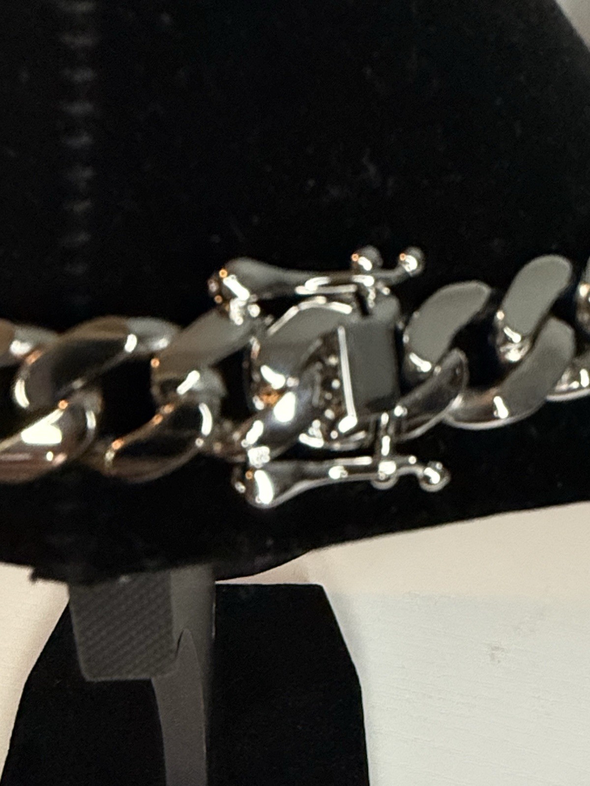 Steel Silver Cuban 10 Mm 16 In Chain With 39 Mm Wings