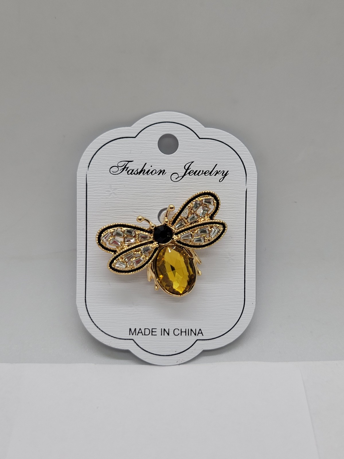 Vintage Bee Brooch Pin – Gold Tone Enamel Honeybee Insect Jewelry Accessory