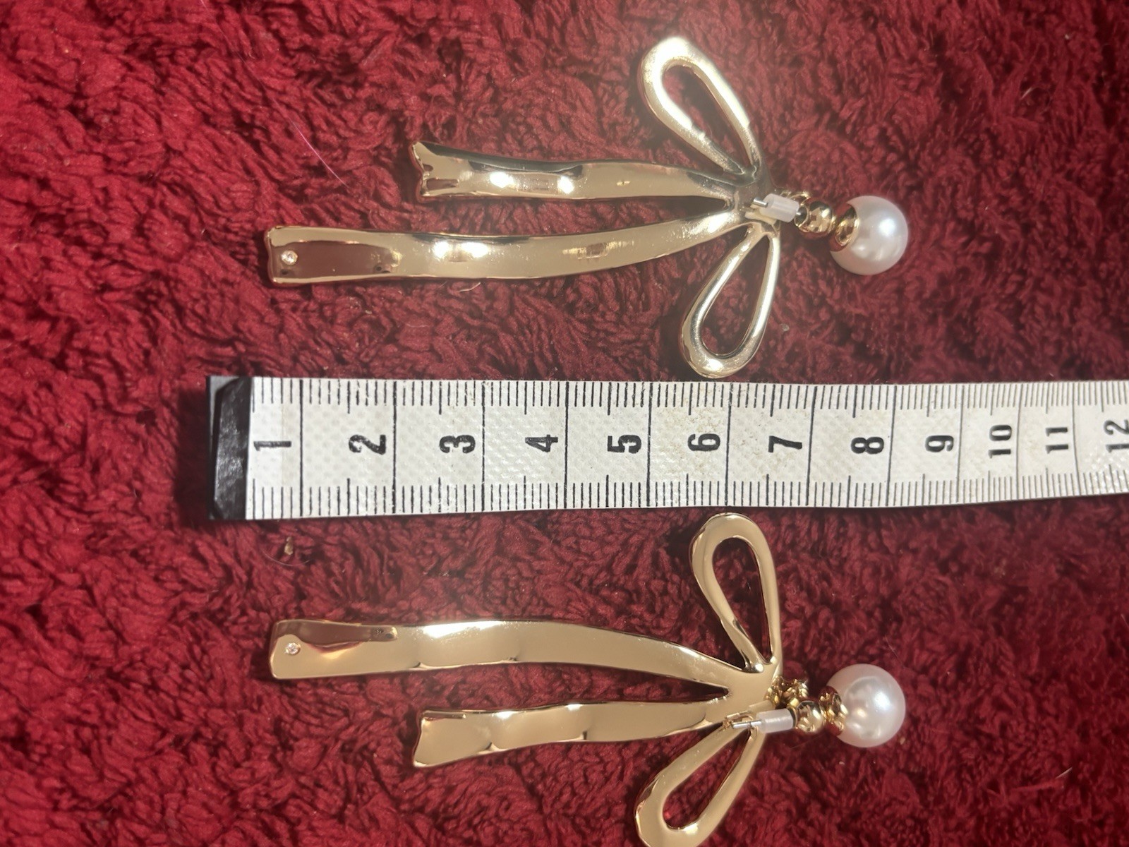 Christian Siriano Gold Tone Bow Dangle Earrings White Glass Pearl Nickel-Free