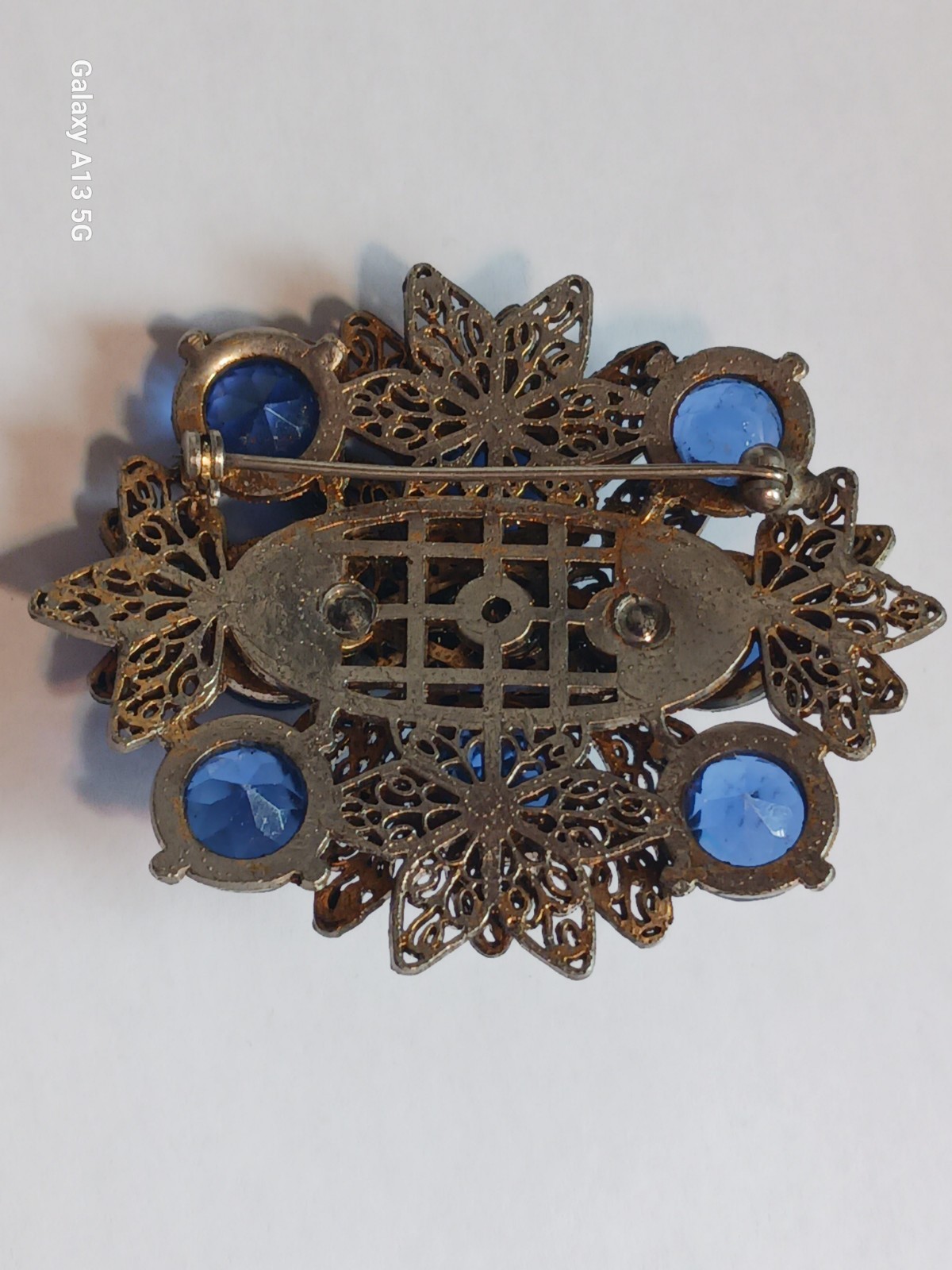 Vintage 1930s Czech Sapphire Blue Glass Rhinestone Leaf Filigree Brooch 2.5 Inch