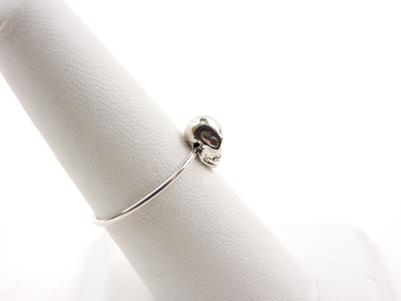Sterling Silver Mini Skull Ring – Free Gift Packaging