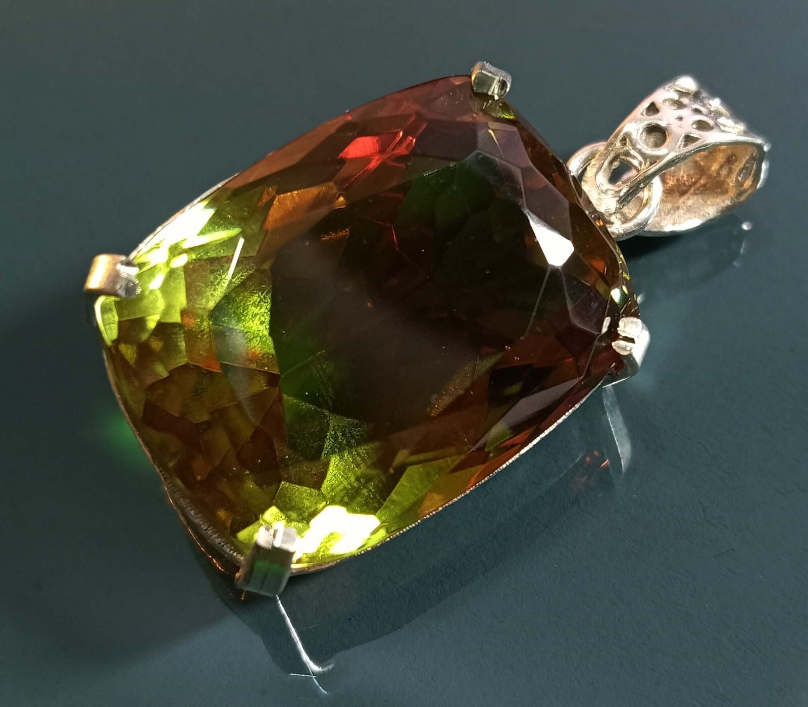 Alexandrite Cushion Cut Pendant 74.65 Ct Natural Locket Loose Gemstone Certified