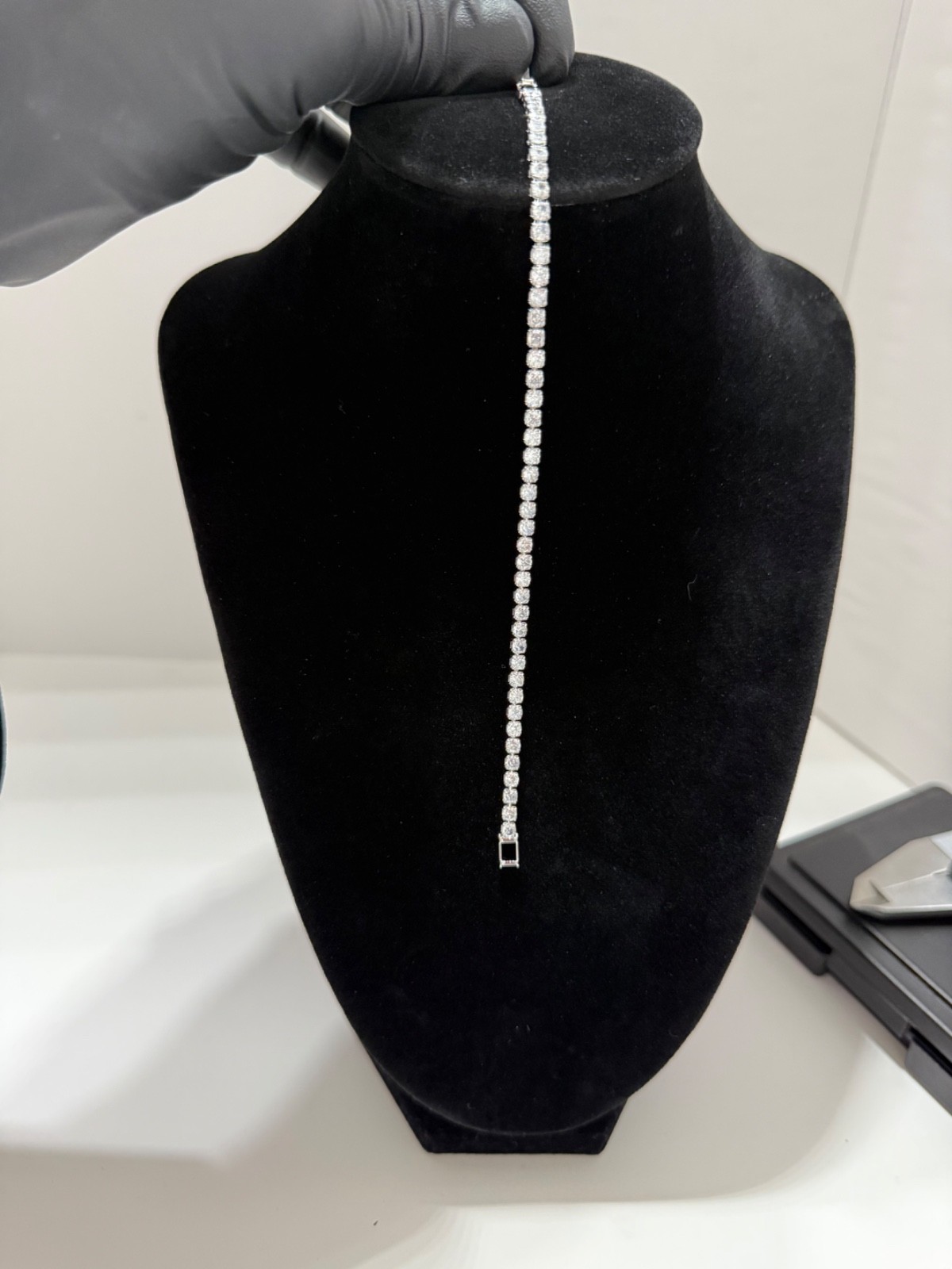 tennis bracelet vvscz stones 7 inch 3mm silver filled clasp