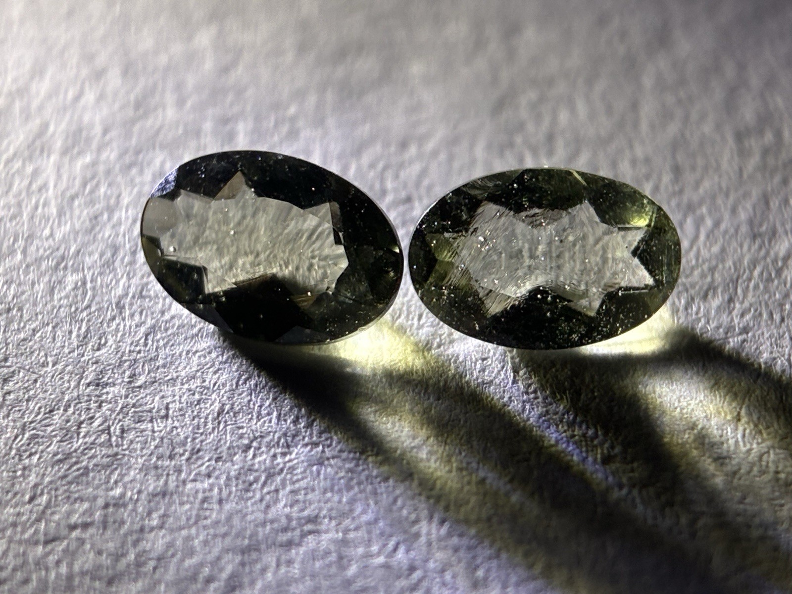 Moldavite 6×4 mm Oval Cut Loose Gemstone Matching Set Czech Republic 2 Pieces