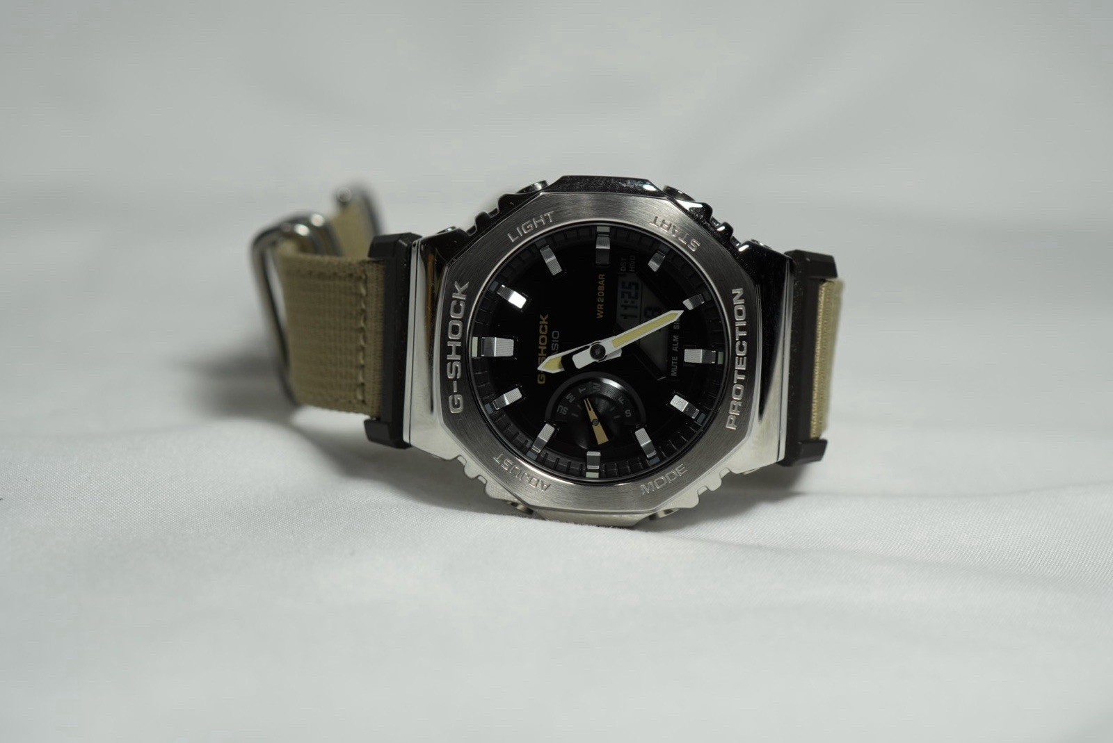 Casio G-SHOCK GM-2100CB Ana-Digi Quartz 200m Octagon Green Fabric Strap