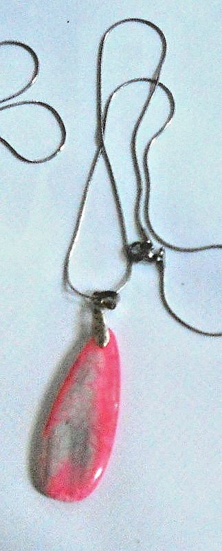 AGATE Pendant pink white teardrop 53x33mm on silver chain 18″long
