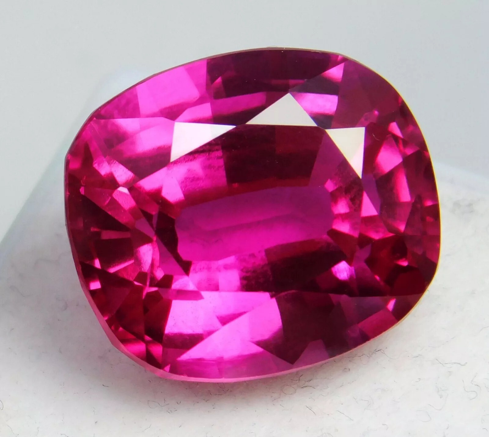 Flawless Cushion Cut Pink Spinel 20-23 Ct Natural EGL Certified Loose Gemstone