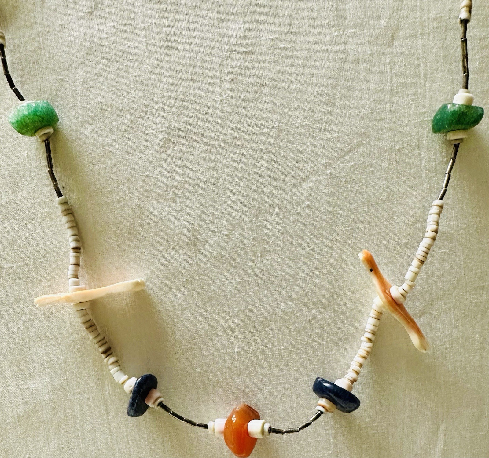 Green Orange Stone Chunk Chip Bead Bird Fetish Seed Bead Collar Necklace n0379