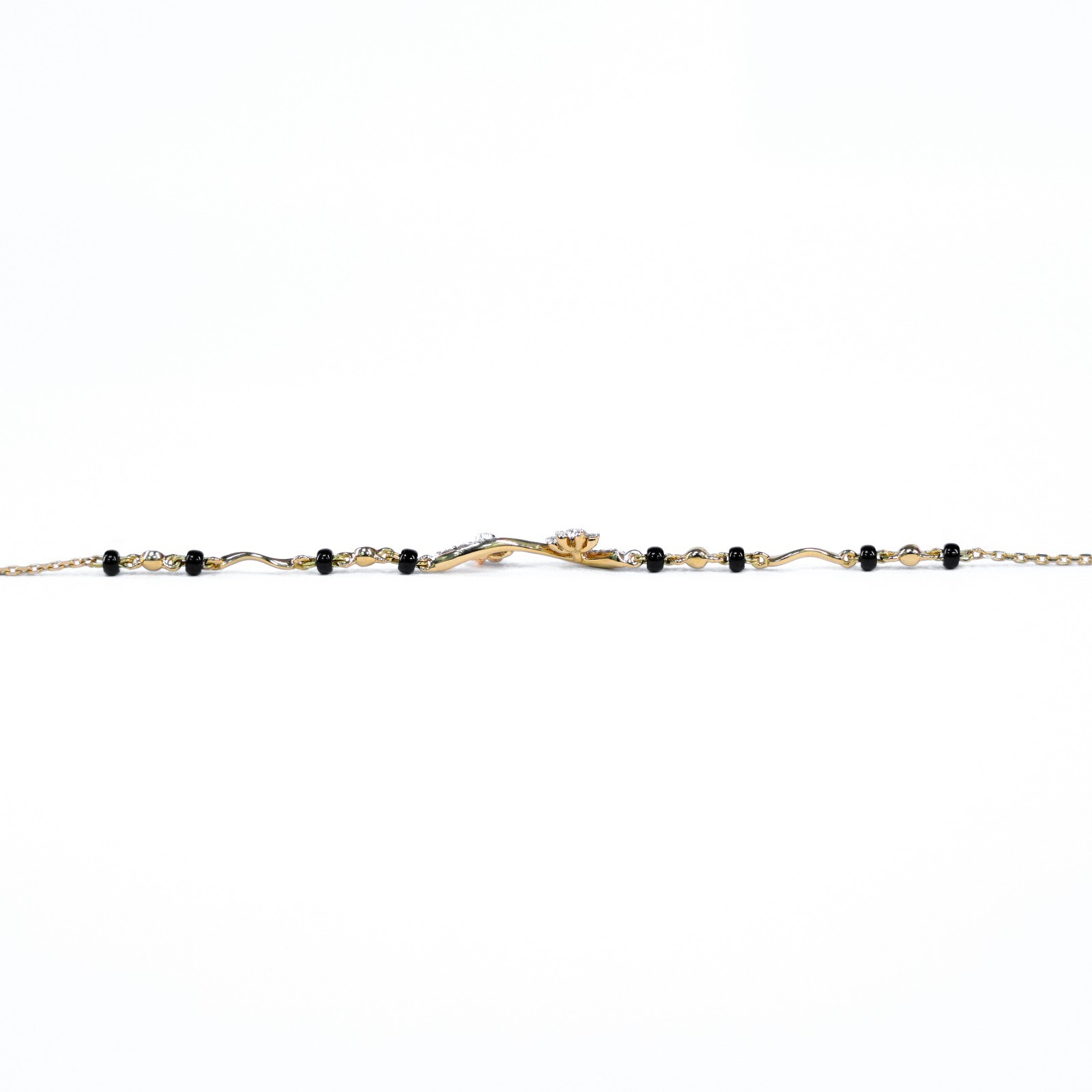 18 KARAT MANGALSUTRA BRACELET | NATURAL DIAMOND | IGI CERTIFIED | YELLOW GOLD