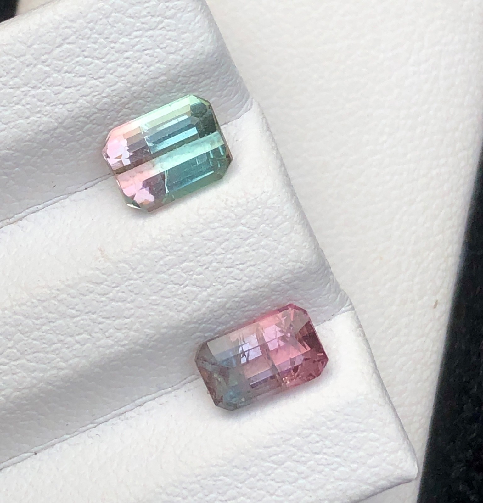 Natural bicolour Tourmaline Gemstone for Jewllery