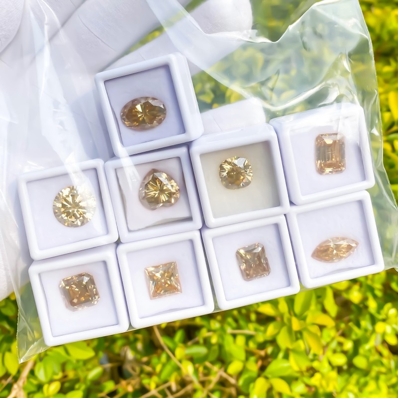 Champagne 0.5-3ct Multiple Shapes Moissanite Loose GRA VVS1 Wholesale Price