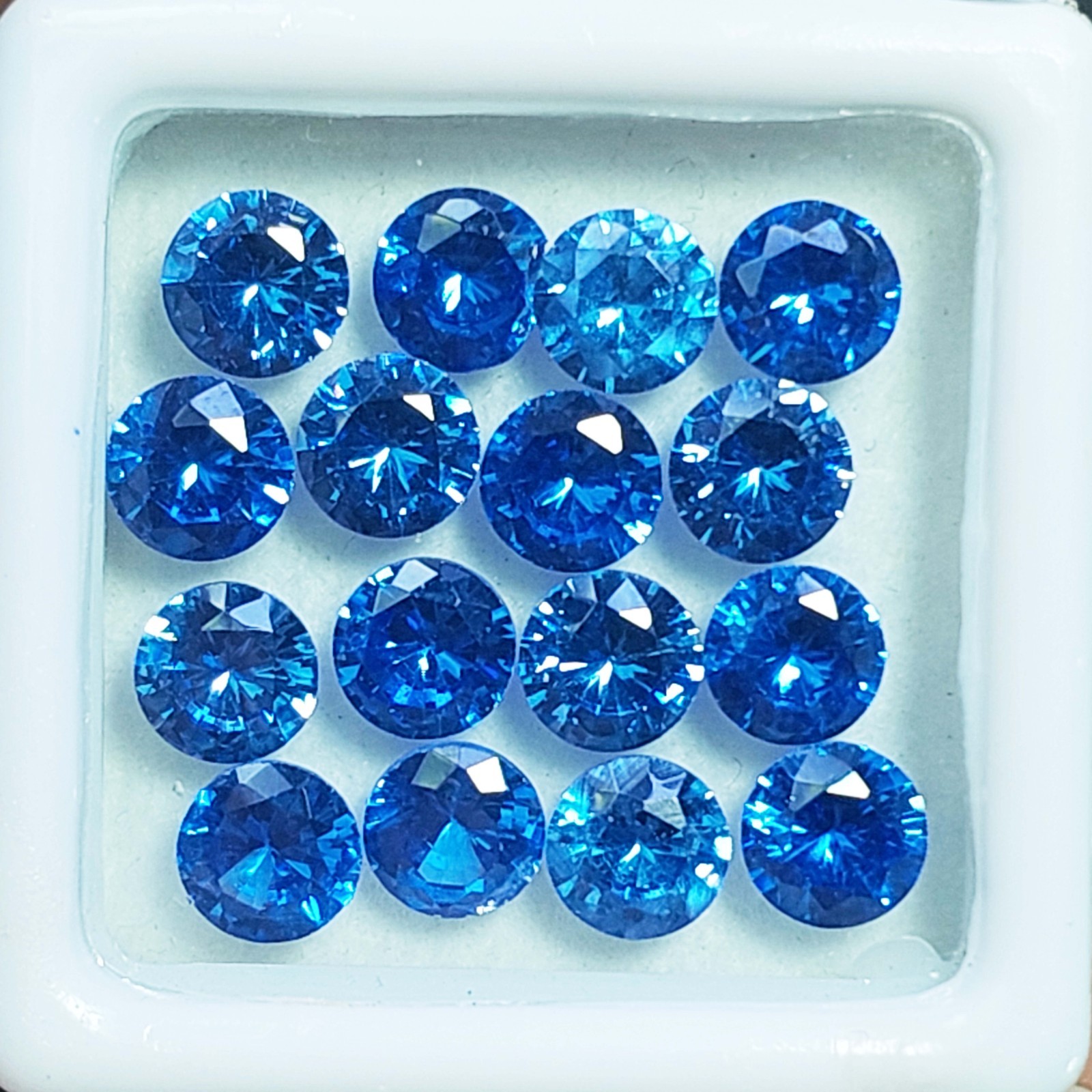 Natural Blue Sapphire 6MM Round 16 Pc Certified Loose Gemstone Parcel