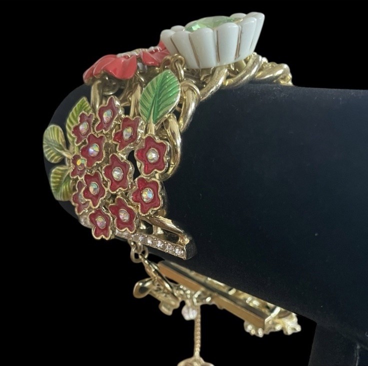 BETSEY JOHNSON Rare Floral Bouquet Gold-Tone Bracelet