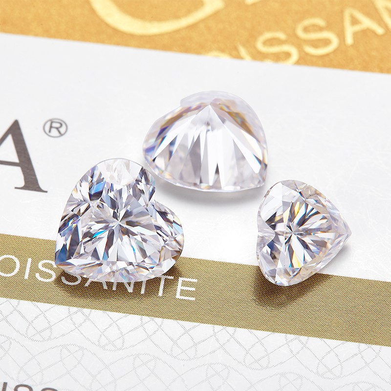 US 0.1-4ct D Color Heart Cut 1-8pcs Sparkling Loose Moissanite GRA VVS Wholesale