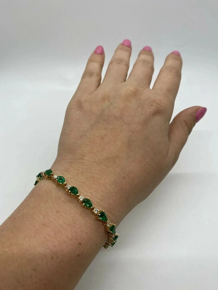 8Ct Pear Cut Lab Created Emerald Women’s Tennis Bracelet 14K Yellow Gold Plated