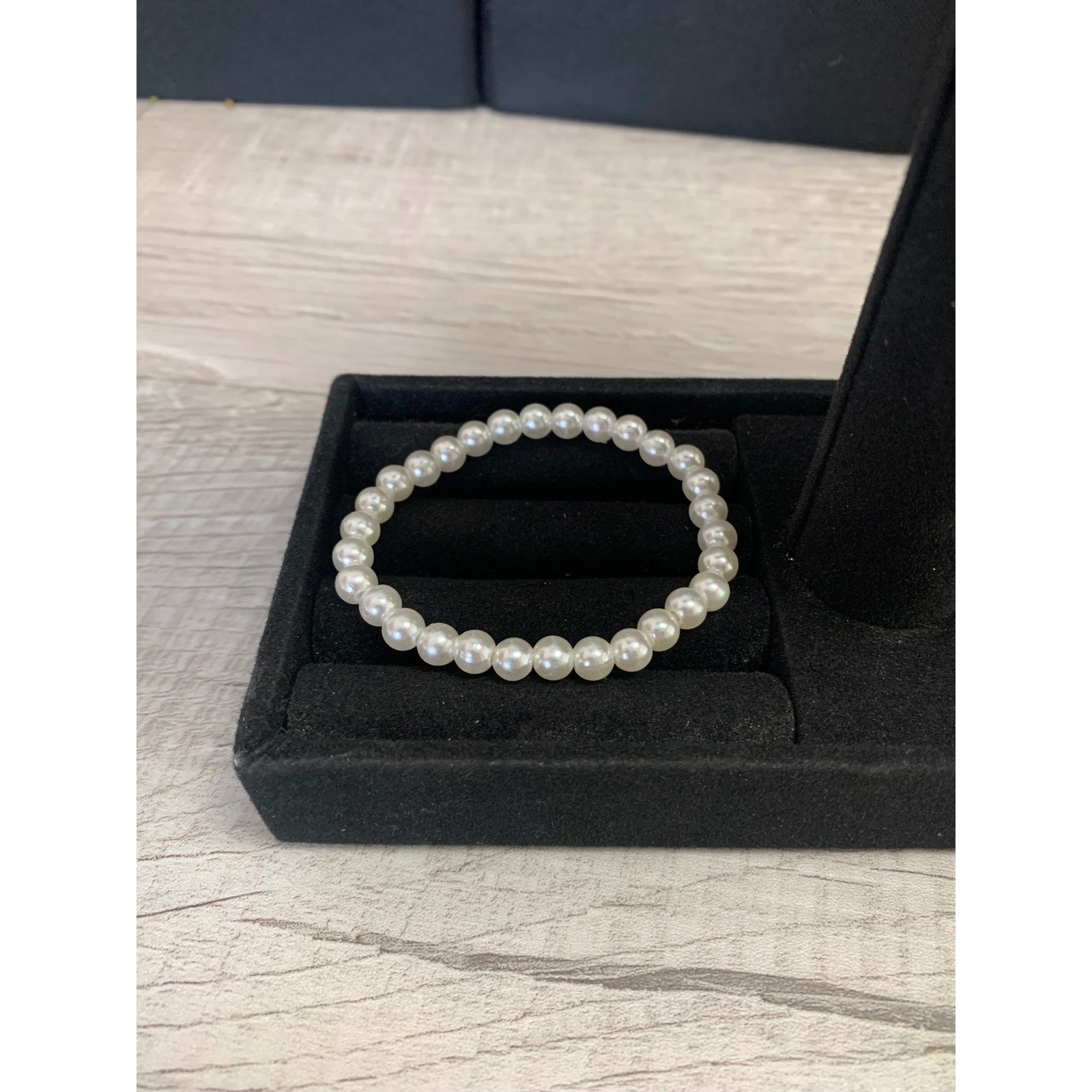 Faux Pearl Stretch Bracelet Cream Round Bead Elastic One Size 3052