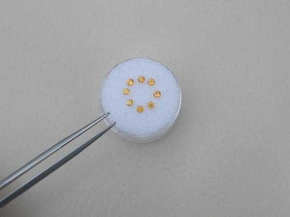 8 Orange Natural Sapphire Round Loose Faceted Gems 2.5mm each